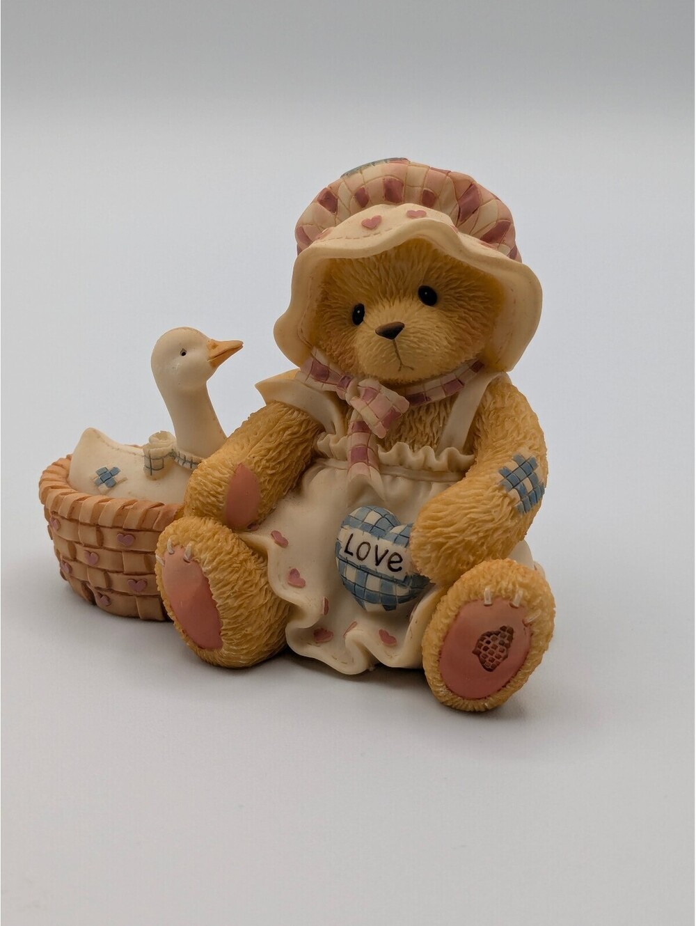 Cherished Teddies Rita Wishing You Love Straight From the Heart (476617) 1999